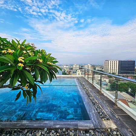 Mtr Apartment & Hotel Дананг Екстериор снимка